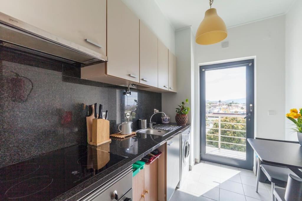 Penthouse City Center Apartment ポンタ・デルガダ エクステリア 写真